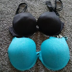 Women's Black and Blue Bra Set